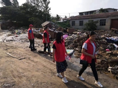 “台风无情 社工有爱” 济南社工积极参与章丘灾后重建