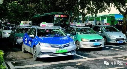 济南网约艰深出租却来了新能源车：贵三成，不坐扣费