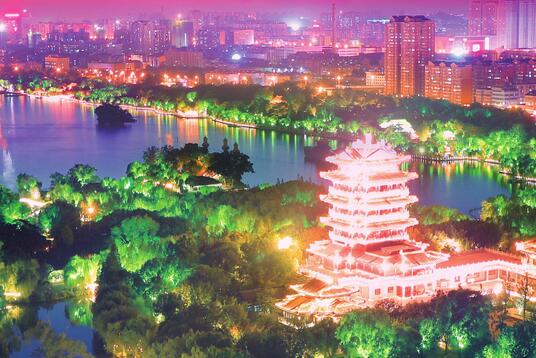 济南市宣告全省首个“夜间经济睁开指数” 2017年以来呈稳步回升趋向