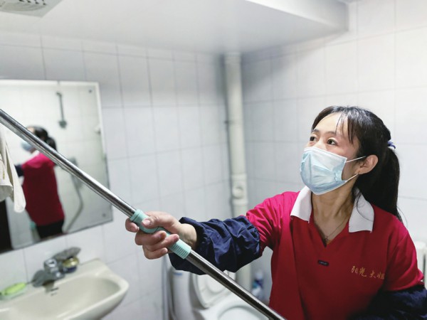 家政保洁效率需延迟7天预约 艰深保洁员月支出过万 良多保洁员就地过年